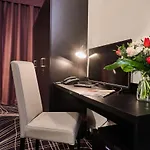 Hotel Sky Business