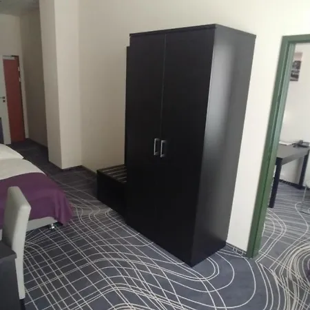 Sky Business Hotel 3*
