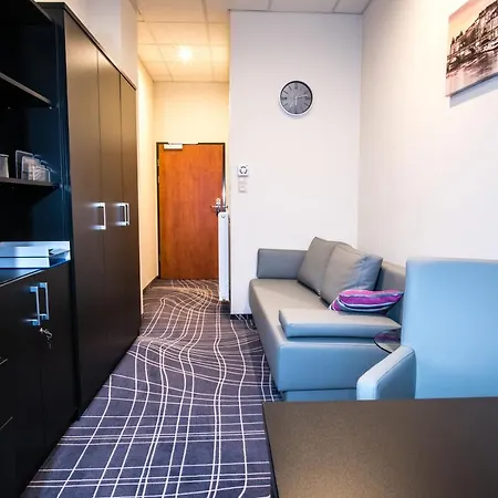 Hotel Sky Business