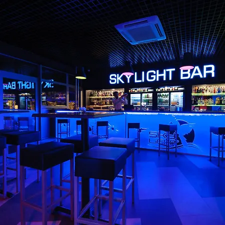 Sky Business 3*