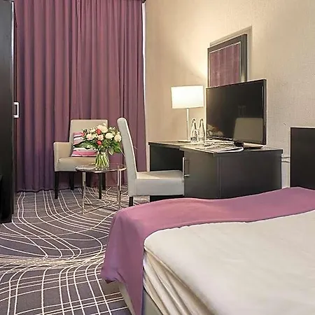 Hotel Sky Business