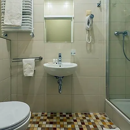 Hotel Sky Business