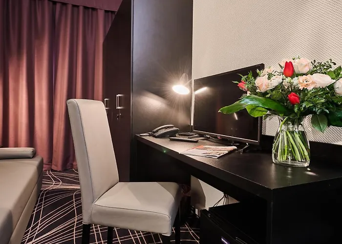 Отель Sky Business