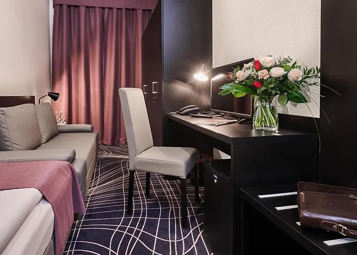 Отель Sky Business