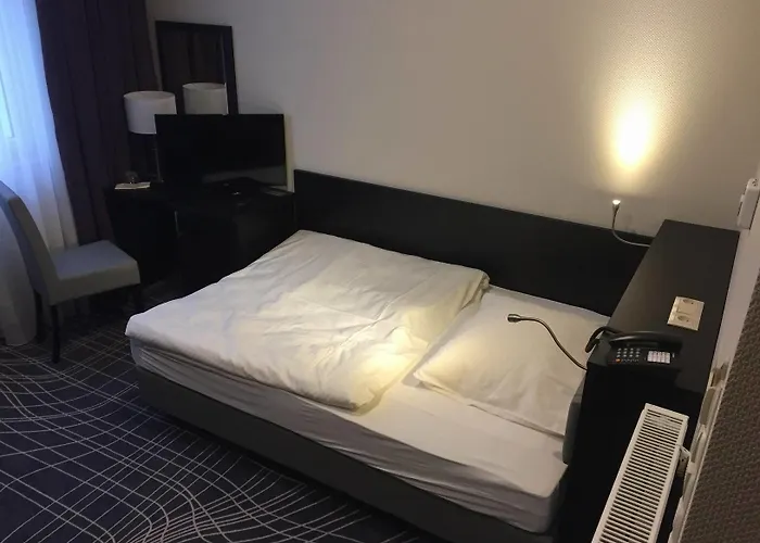 Отель Sky Business Легница