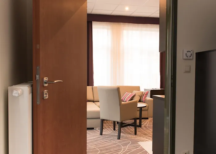 Отель Sky Business 3*