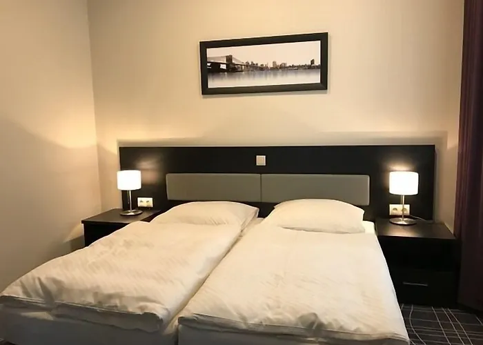 Отель Sky Business Легница