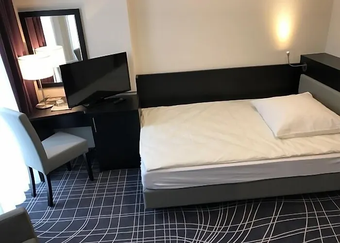 Отель Sky Business 3*